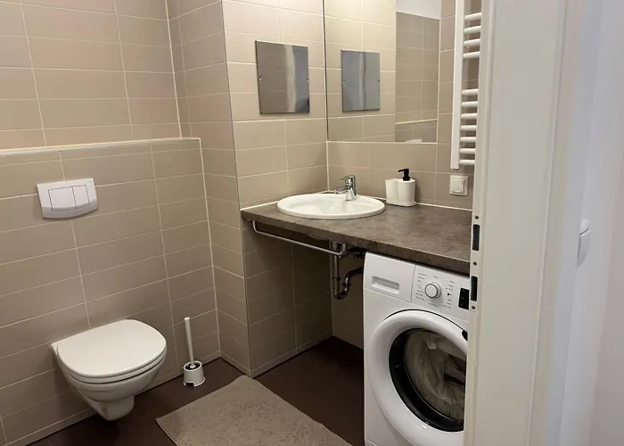 公寓 1br, Train Station, Central, Modern *