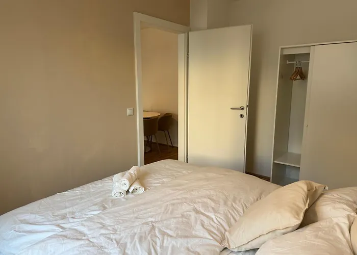 公寓 1br, Train Station, Central, Modern *